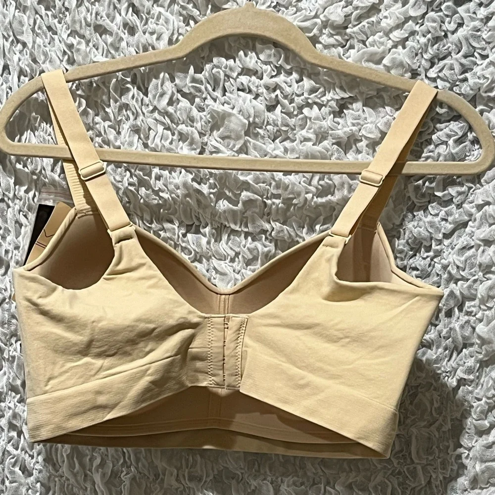 TRUEKIND SUPPORTIVE COMFORT, WIRELESS SHAPING BRA, COLOR CHAI SIZE XL